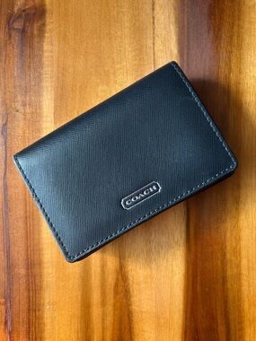 NWOT COACH Darcy Black Leather Business Card Case Wallet